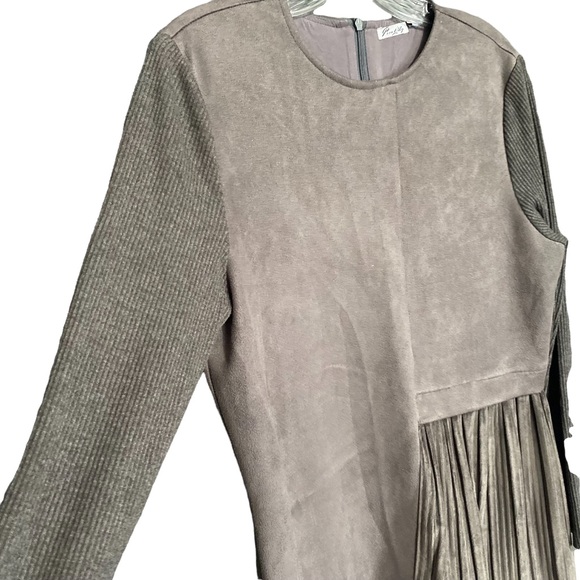 Girls Gray Dress size 18 Long Sleeve will fit adult small - Picture 4 of 6